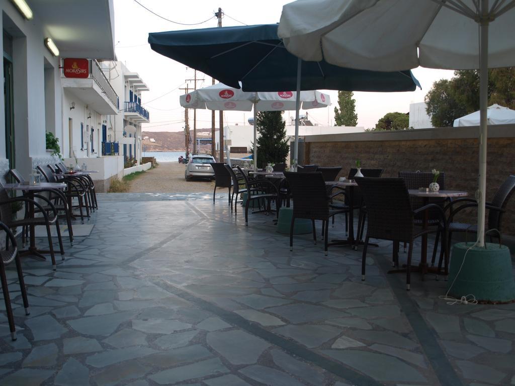 Serifos Beach Hotel Livadi  ภายนอก รูปภาพ
