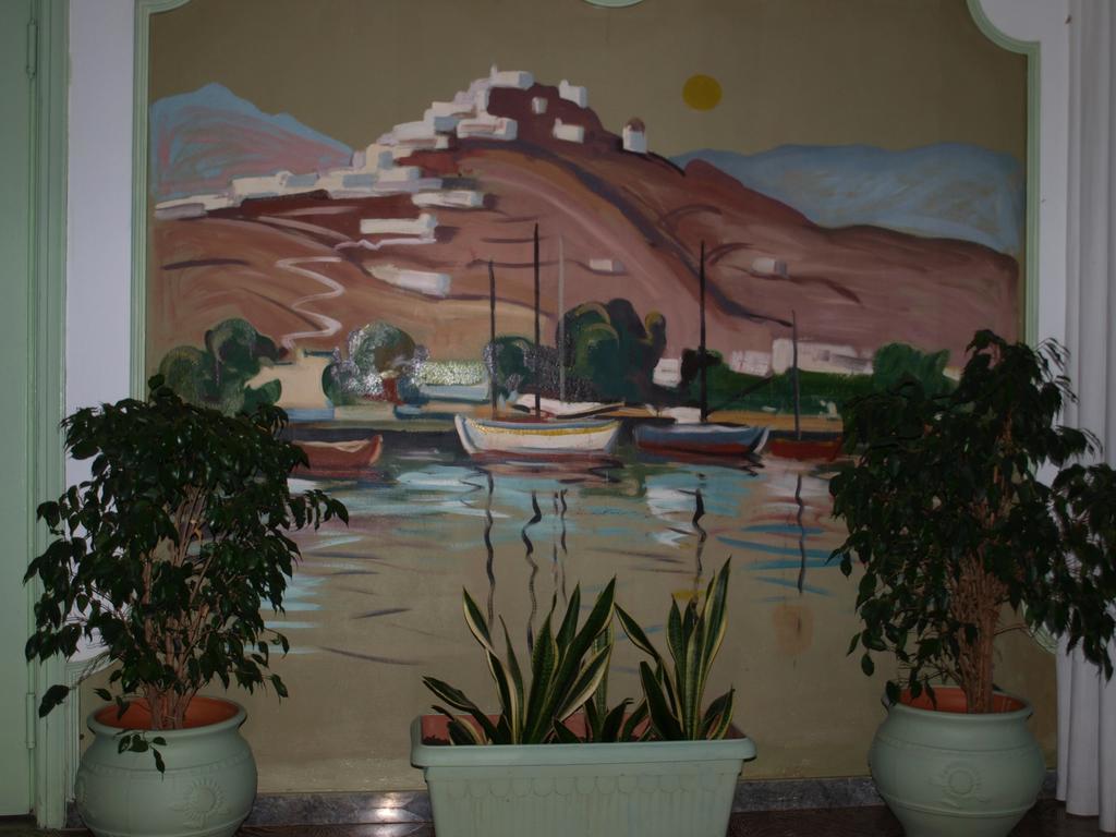 Serifos Beach Hotel Livadi  ภายนอก รูปภาพ