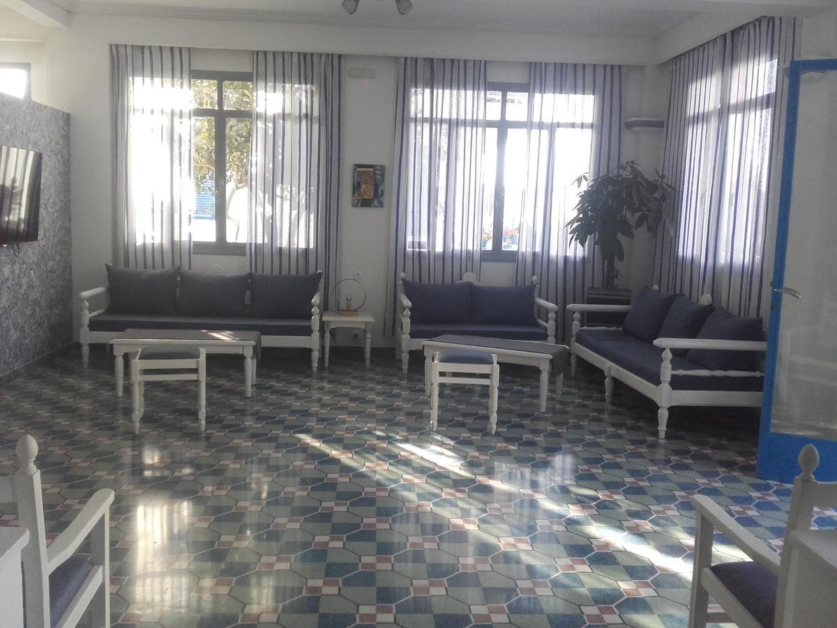Serifos Beach Hotel Livadi  ภายนอก รูปภาพ