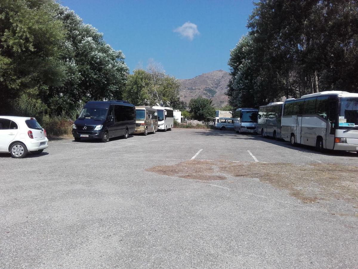 Serifos Beach Hotel Livadi  ภายนอก รูปภาพ